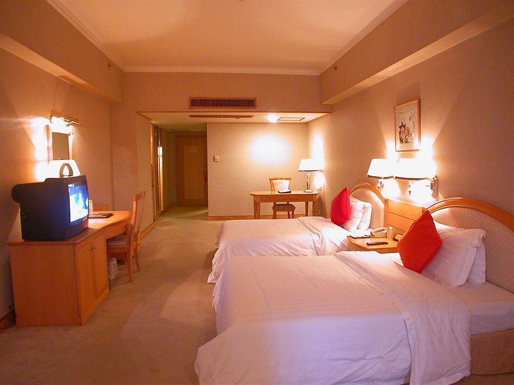 Gangrun Hotel Guangzhou Beijing Road Branch Екстериор снимка
